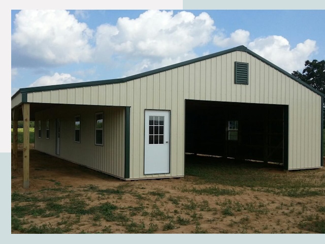 Строительство конюшен в Кунгуре