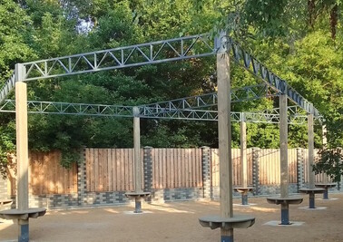 Терраса из металлоконструкций под ключ, проектирование, изготовление и монтаж от СтальСтрой-Кнг